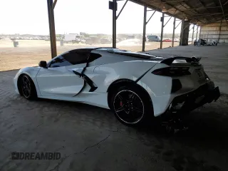 2020 Chevrolet Corvette 3LT z VIN 1G1Y82D47L5106143, wystawiony jako Copart lot #54145415 z przebiegiem Nie podano mil oraz Szkoda całkowita • Salvage title. Historia ofert i sprzedaży dostępna na DreamBid. Obrazek 2.