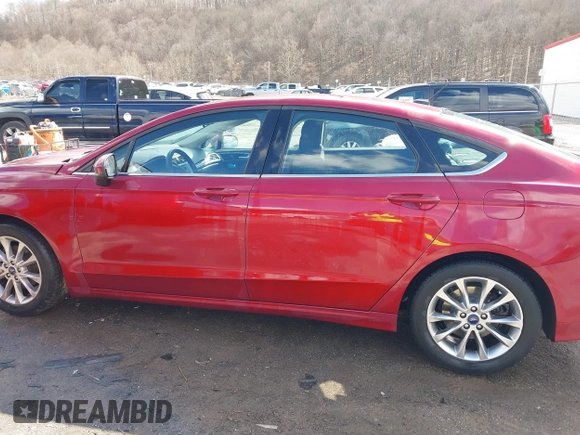 2017 Ford Fusion SE with VIN 3FA6P0HD3HR328186, listed as a IAAI auction lot 41692200 with 44,294 mi miles. Bid and sale history available at carsss.com. Image 14.
