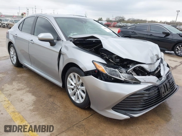 2020 Toyota Camry LE with VIN 4T1C11AK2LU904246, listed as a IAAI auction lot 41609062 with 79,856 mi miles. Bid and sale history available at carsss.com. Image 1.