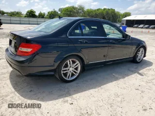 2012 Mercedes-Benz C 250 Sport с VIN WDDGF4HB6CR238614, выставлен на аукционе Copart как лот 61547715 с пробегом 107 849 миль миль и Списание • Salvage title. История ставок и продаж доступна на DreamBid. Изображение 3.