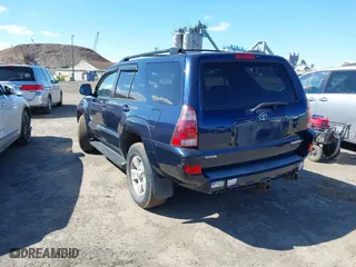 2005 Toyota 4Runner SR5 with VIN JTEBU14R958049116, listed as a IAAI auction lot 41755744 with 124,132 mi miles. Bid and sale history available at carsss.com. Image 3.