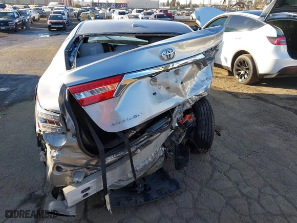 2015 Toyota Avalon Limited with VIN 4T1BK1EB2FU165029, listed as a IAAI auction lot 41333659 with NaN miles. Bid and sale history available at carsss.com. Image 16.