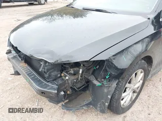 2013 Volkswagen Jetta SE with VIN 3VWDP7AJ1DM288236, listed as a IAAI auction lot 41706050 with 156,898 mi miles and . Bid and sale history available at DreamBid. Image 6.