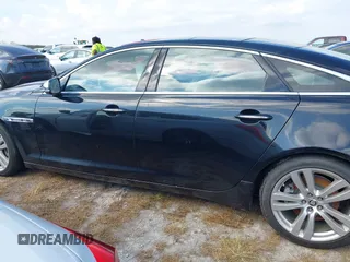 2012 Jaguar XJ XJL with VIN SAJWA2GB2CLV37760, listed as a IAAI auction lot 40541475 with Not provided miles and . Bid and sale history available at DreamBid. Image 14.