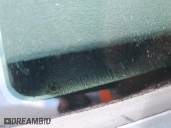 2000 Ford Explorer Eddie Bauer with VIN 1FMZU64E8YZB16294, listed as a Copart auction lot 52494655 with 196,168 mi miles and Salvage title. Bid and sale history available at DreamBid. Image 14.