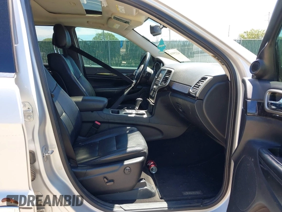 2011 Jeep Grand Cherokee Laredo with VIN 1J4RR4GG2BC737400, listed as a IAAI auction lot 42259167 with 153,211 mi miles and . Bid and sale history available at DreamBid. Image 5.