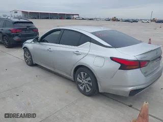 2020 Nissan Altima 2.5 S with VIN 1N4BL4BV4LC102314, listed as a IAAI auction lot 41593940 with 64,884 mi miles. Bid and sale history available at carsss.com. Image 3.