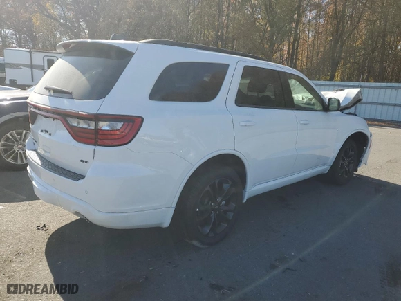 2024 Dodge Durango GT Plus with VIN 1C4RDJDG3RC126597, listed as a Copart auction lot 77470724 with NaN miles and Salvage Title. Bid and sale history available at carsss.com. Image 3.