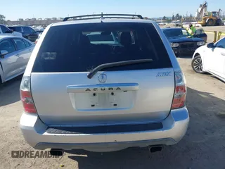 2005 Acura MDX Touring with VIN 2HNYD18915H520415, listed as a IAAI auction lot 42012458 with 219,246 mi miles. Bid and sale history available at carsss.com. Image 16.