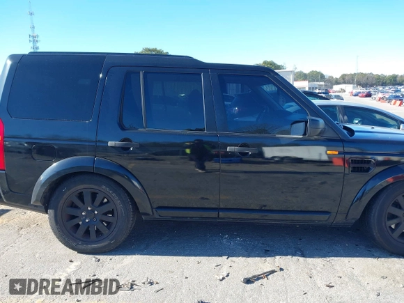 2006 Land Rover LR3 SE z VIN SALAE254X6A387617, wystawiony jako IAAI lot #41244901 z przebiegiem 181 085 mil mil oraz . Historia ofert i sprzedaży dostępna na DreamBid. Obrazek 14.