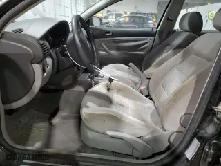 2003 Volkswagen Passat GLS with VIN WVWPD63B33P244885, listed as a Copart auction lot 41471955 with 147,198 mi miles and Salvage Title. Bid and sale history available at carsss.com. Image 7.