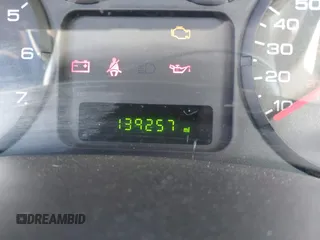 2005 Ford Freestyle SE z VIN 1FMZK01115GA63370, wystawiony jako IAAI lot #41882239 z przebiegiem 139 257 mil mil oraz . Historia ofert i sprzedaży dostępna na DreamBid. Obrazek 15.