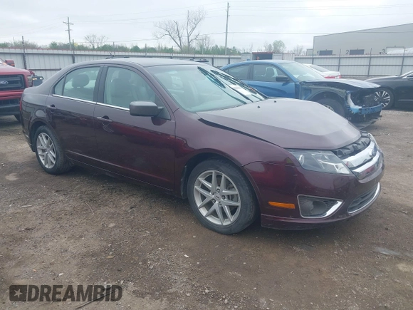 2011 Ford Fusion SEL with VIN 3FAHP0JA5BR253068, listed as a IAAI auction lot 41880066 with 121,410 mi miles. Bid and sale history available at carsss.com. Image 1.