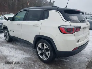 2020 Jeep Compass Limited with VIN 3C4NJDCB8LT106629, listed as a IAAI auction lot 41430354 with 105,510 mi miles. Bid and sale history available at carsss.com. Image 3.
