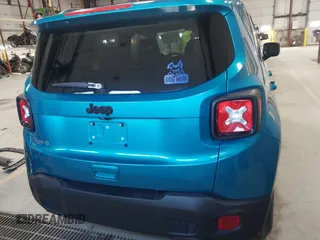 2020 Jeep Renegade Latitude z VIN ZACNJABB0LPL09308, wystawiony jako IAAI lot #41918498 z przebiegiem 88 213 mil mil oraz . Historia ofert i sprzedaży dostępna na DreamBid. Obrazek 17.