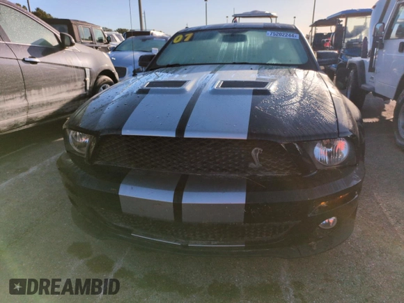 2007 Ford Mustang Shelby GT500 z VIN 1ZVHT88S975325819, wystawiony jako Copart lot #75202244 z przebiegiem Nie podano mil oraz Szkoda całkowita • Salvage title. Historia ofert i sprzedaży dostępna na DreamBid. Obrazek 5.
