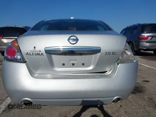 2011 Nissan Altima S with VIN 1N4AL2AP1BN431865, listed as a IAAI auction lot 41948886 with 217,389 mi miles and . Bid and sale history available at carsss.com. Image 17.