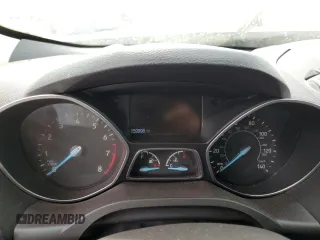 2019 Ford Escape Titanium z VIN 1FMCU9J93KUA51020, wystawiony jako Copart lot #60462495 z przebiegiem 59 998 mil mil oraz Szkoda całkowita • Salvage title. Historia ofert i sprzedaży dostępna na DreamBid. Obrazek 9.