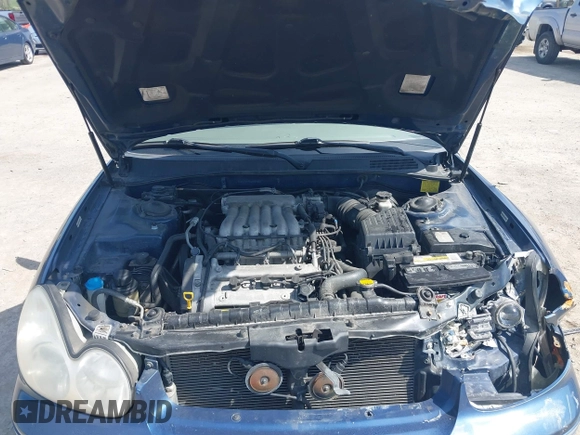 2004 Hyundai Sonata GLS with VIN KMHWF35H94A996905, listed as a IAAI auction lot 42070412 with 180,884 mi miles. Bid and sale history available at carsss.com. Image 10.