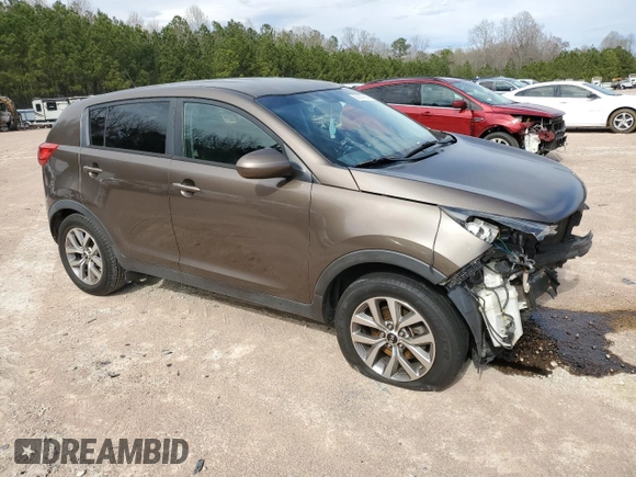 2015 Kia Sportage LX with VIN KNDPB3AC2F7727708, listed as a Copart auction lot 50307865 with 181,113 mi miles and Salvage Title. Bid and sale history available at carsss.com. Image 4.