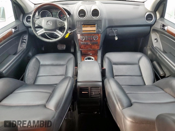 2011 Mercedes-Benz M 350 z VIN 4JGBB5GB2BA634586, wystawiony jako Copart lot #56959875 z przebiegiem 145 893 mil mil oraz Szkoda całkowita • Salvage title. Historia ofert i sprzedaży dostępna na DreamBid. Obrazek 8.