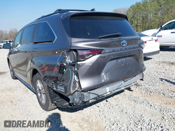 2024 Toyota Sienna XLE z VIN 5TDJRKEC8RS219789, wystawiony jako IAAI lot #41655786 z przebiegiem 1612 mil mil oraz . Historia ofert i sprzedaży dostępna na DreamBid. Obrazek 6.