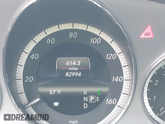 2013 Mercedes-Benz E 350 Luxury with VIN WDDHF8JB8DA765592, listed as a IAAI auction lot 42005392 with 82,994 mi miles and . Bid and sale history available at DreamBid. Image 15.