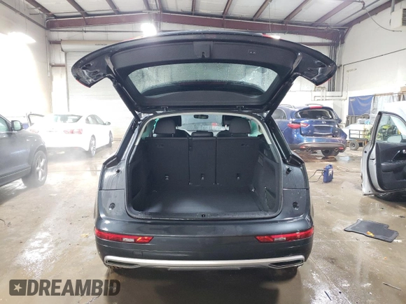2019 Audi Q5 Premium with VIN WA1ANAFYXK2079977, listed as a Copart auction lot 46143885 with 41,468 mi miles and Salvage Title. Bid and sale history available at carsss.com. Image 6.