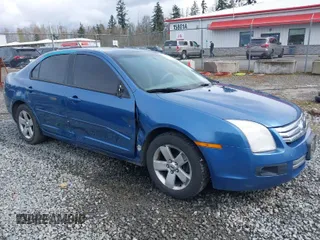 2009 Ford Fusion SE with VIN 3FAHP07129R174071, listed as a IAAI auction lot 41849832 with 208,463 mi miles. Bid and sale history available at carsss.com. Image 1.