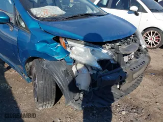 2015 Nissan Versa Note S with VIN 3N1CE2CP3FL439193, listed as a IAAI auction lot 41353062 with 98,790 mi miles. Bid and sale history available at carsss.com. Image 6.