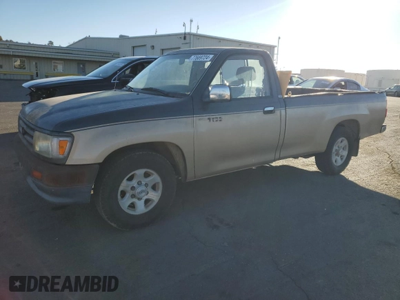 1993 Toyota T100 z VIN JT4VD10C2P0007486, wystawiony jako Copart lot #77669724 z przebiegiem 150 936 mil mil oraz Tytuł czysty. Historia ofert i sprzedaży dostępna na DreamBid. Obrazek 1.