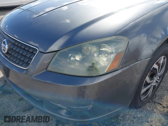 2005 Nissan Altima 2.5 S with VIN 1N4AL11E85N442486, listed as a IAAI auction lot 41758586 with 193,990 mi miles. Bid and sale history available at carsss.com. Image 12.