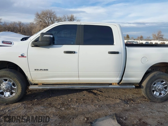 2023 Ram 2500 Big Horn with VIN 3C6UR5DL2PG618989, listed as a IAAI auction lot 40917764 with 35,736 mi miles. Bid and sale history available at carsss.com. Image 15.