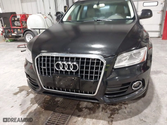 2014 Audi Q5 Premium Plus with VIN WA1LFAFPXEA104979, listed as a IAAI auction lot 41927659 with 159,182 mi miles. Bid and sale history available at carsss.com. Image 5.