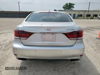 2013 Lexus LS 460 z VIN JTHBL5EF8D5119058, wystawiony jako Copart lot #56213275 z przebiegiem 159 151 mil mil oraz Szkoda całkowita • Salvage title. Historia ofert i sprzedaży dostępna na DreamBid. Obrazek 6.