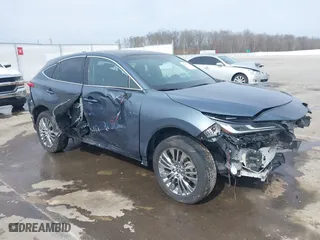 2024 Toyota Venza LE with VIN JTEAAAAH6RJ164156, listed as a IAAI auction lot 41643798 with 23,143 mi miles. Bid and sale history available at carsss.com. Image 1.