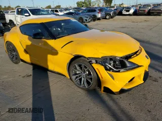 2021 Toyota GR Supra 2.0 with VIN WZ1DB2C02MW043214, listed as a Copart auction lot 82010334 with 56,704 mi miles and Clean Title. Bid and sale history available at carsss.com. Image 4.