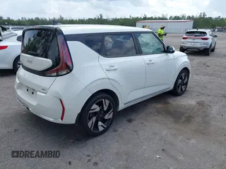 2024 Kia Soul GT-Line with VIN KNDJ53AUXR7897339, listed as a IAAI auction lot 41731997 with 16,202 mi miles and . Bid and sale history available at DreamBid. Image 4.