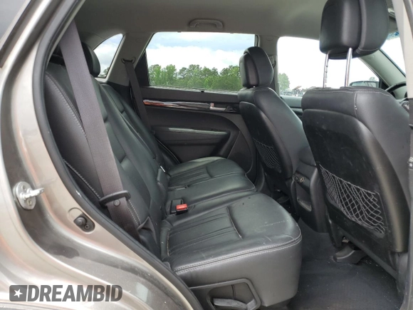 2015 Kia Sorento LX with VIN 5XYKTCA68FG651349, listed as a Copart auction lot 58441095 with 218,027 mi miles and Salvage title. Bid and sale history available at DreamBid. Image 11.