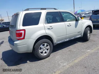 2008 Ford Escape Limited with VIN 1FMCU04188KB76343, listed as a IAAI auction lot 41975218 with 258,847 mi miles. Bid and sale history available at carsss.com. Image 4.