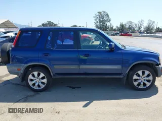 1998 Honda CR-V EX with VIN JHLRD1865WC042846, listed as a IAAI auction lot 41980332 with 209,914 mi miles. Bid and sale history available at carsss.com. Image 13.