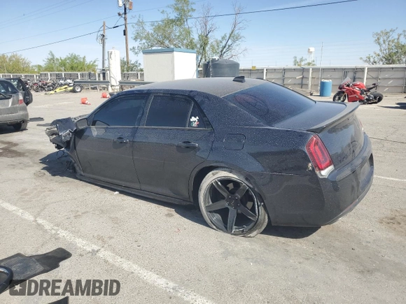 2017 Chrysler 300 S Alloy Edition z VIN 2C3CCABG6HH664688, wystawiony jako Copart lot #54386675 z przebiegiem 164 129 mil mil oraz Szkoda całkowita • Salvage title. Historia ofert i sprzedaży dostępna na DreamBid. Obrazek 2.