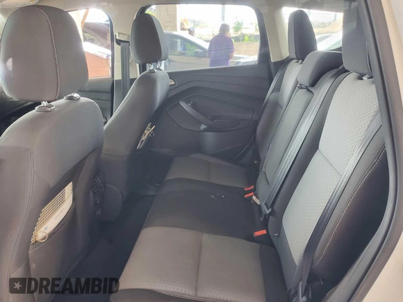 2017 Ford Escape SE z VIN 1FMCU0GD4HUC98854, wystawiony jako IAAI lot #42558269 z przebiegiem 62 975 mil mil oraz . Historia ofert i sprzedaży dostępna na DreamBid. Obrazek 6.
