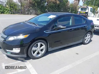 2014 Chevrolet Volt with VIN 1G1RE6E48EU172972, listed as a IAAI auction lot 42215102 with Not Provided miles and . Bid and sale history available at carsss.com. Image 2.