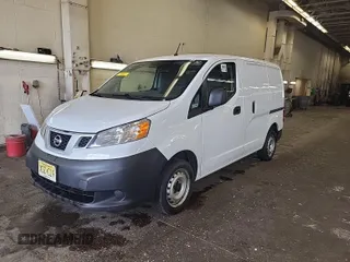 2015 Nissan NV200 SV with VIN 3N6CM0KN7FK731159, listed as a IAAI auction lot 42240620 with 216,938 mi miles and . Bid and sale history available at carsss.com. Image 10.