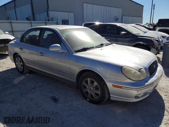 2005 Hyundai Sonata GL with VIN KMHWF25S25A129482, listed as a Copart auction lot 81823244 with 247,656 mi miles and Clean Title. Bid and sale history available at carsss.com. Image 4.