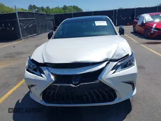 2022 Lexus ES 350 z VIN 58ADZ1B17NU128114, wystawiony jako IAAI lot #42006111 z przebiegiem 44 060 mil mil oraz . Historia ofert i sprzedaży dostępna na DreamBid. Obrazek 12.