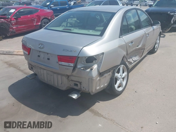 2006 Hyundai Sonata GLS with VIN 5NPEU46F66H105456, listed as a IAAI auction lot 42055368 with 200,385 mi miles and . Bid and sale history available at DreamBid. Image 18.