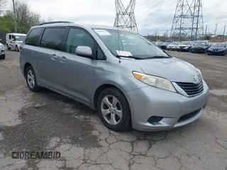 2012 Toyota Sienna LE AAS with VIN 5TDKK3DC9CS227584, listed as a IAAI auction lot 41972758 with 258,077 mi miles. Bid and sale history available at carsss.com. Image 1.