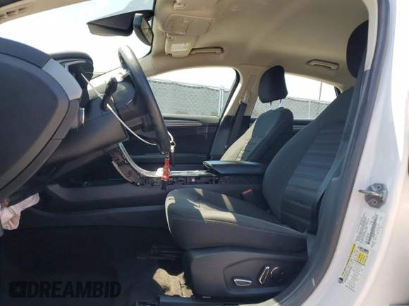2020 Ford Fusion SE with VIN 3FA6P0HD9LR219093, listed as a Copart auction lot 52421115 with Not Provided miles and Non Repairable. Bid and sale history available at DreamBid. Image 7.